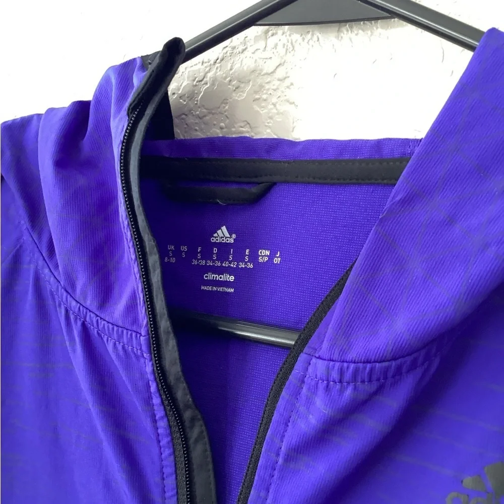 Adidas jacket - Picture 2 of 4